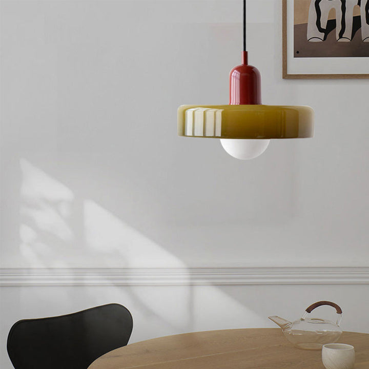 Farverig pendellampe i Bauhaus-stil - StiloGlas