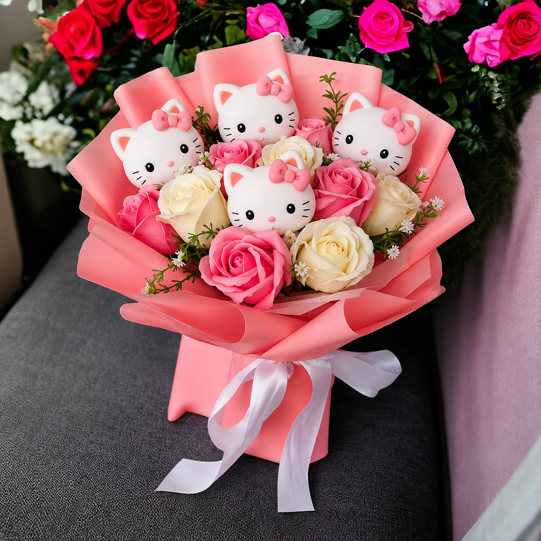 Bouquet af farverige kunstige blomster med Kitty-figurer til gaver og dekoration