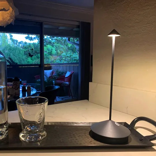 Trådløs LED-bordlampe - ClarityGlow