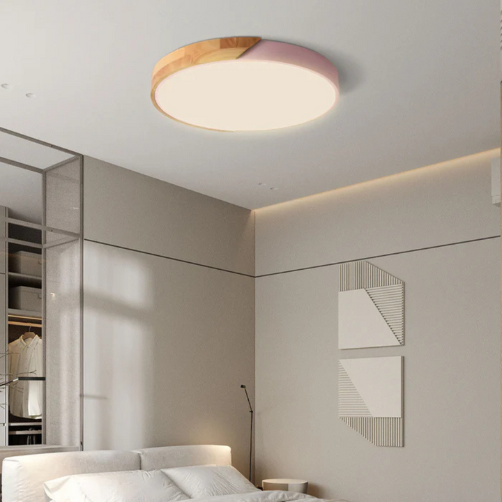 Delos Scandi-loftlampe i træ | Naturlig LED-designlampe
