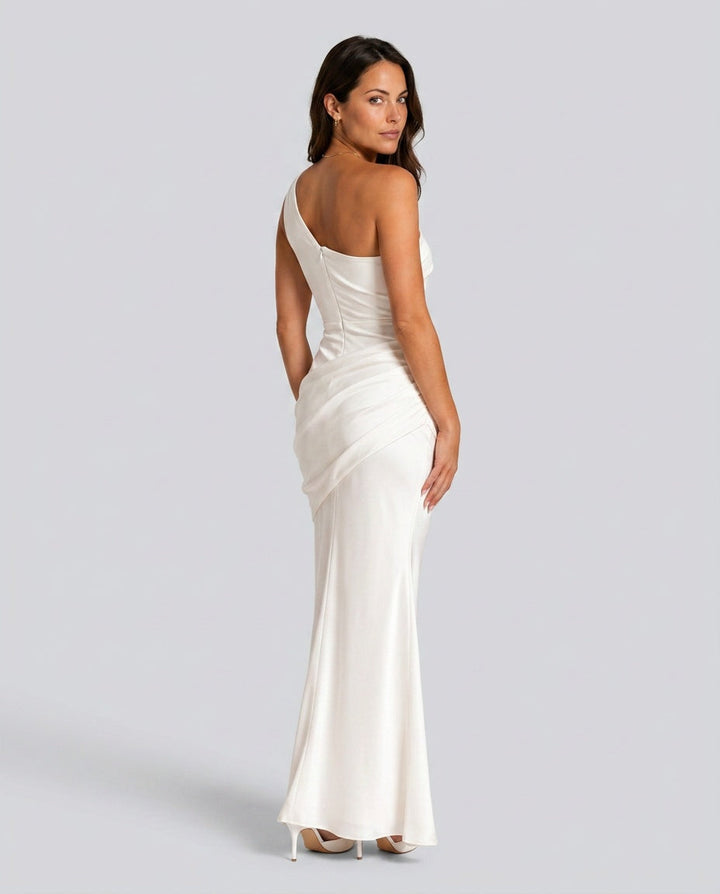 Draperet one-shoulder-maxikjole i satin