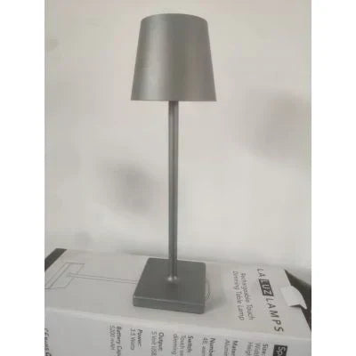 Dæmpbar bærbar LED-bordlampe - LumiAura