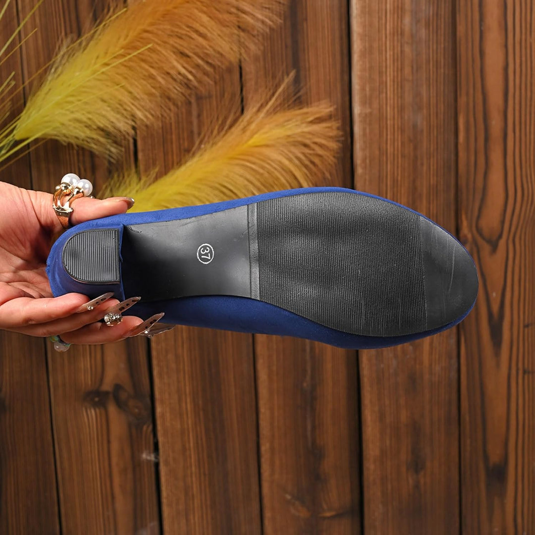 Velourpumps med elastikrem – Amelie Oktoberfest 2026