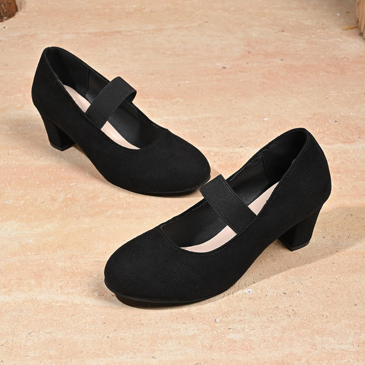 Velourpumps med elastikrem – Amelie Oktoberfest 2026
