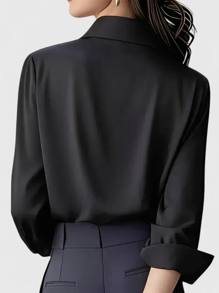 Langærmet satinbluse til damer – elegant kontorbluse