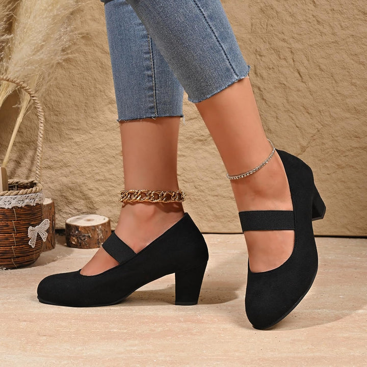 Velourpumps med elastikrem – Amelie Oktoberfest 2026
