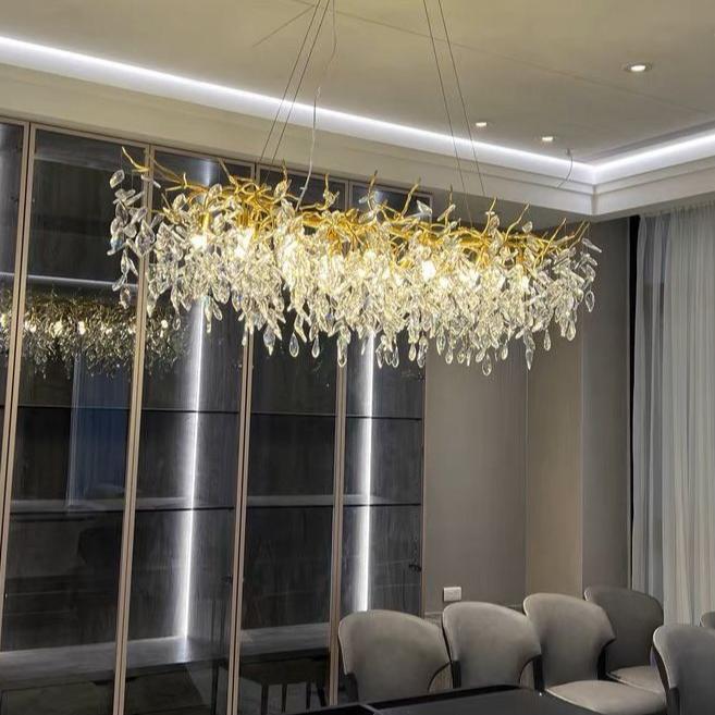 Elegant grenlysekrone – moderne hængelampe i krystal