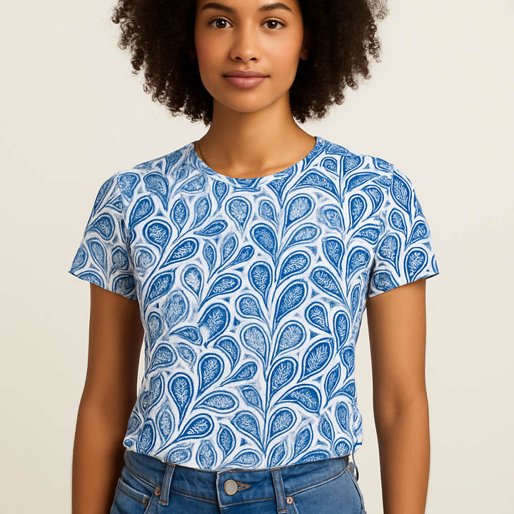 Blå T-shirt med print til kvinder med rund hals