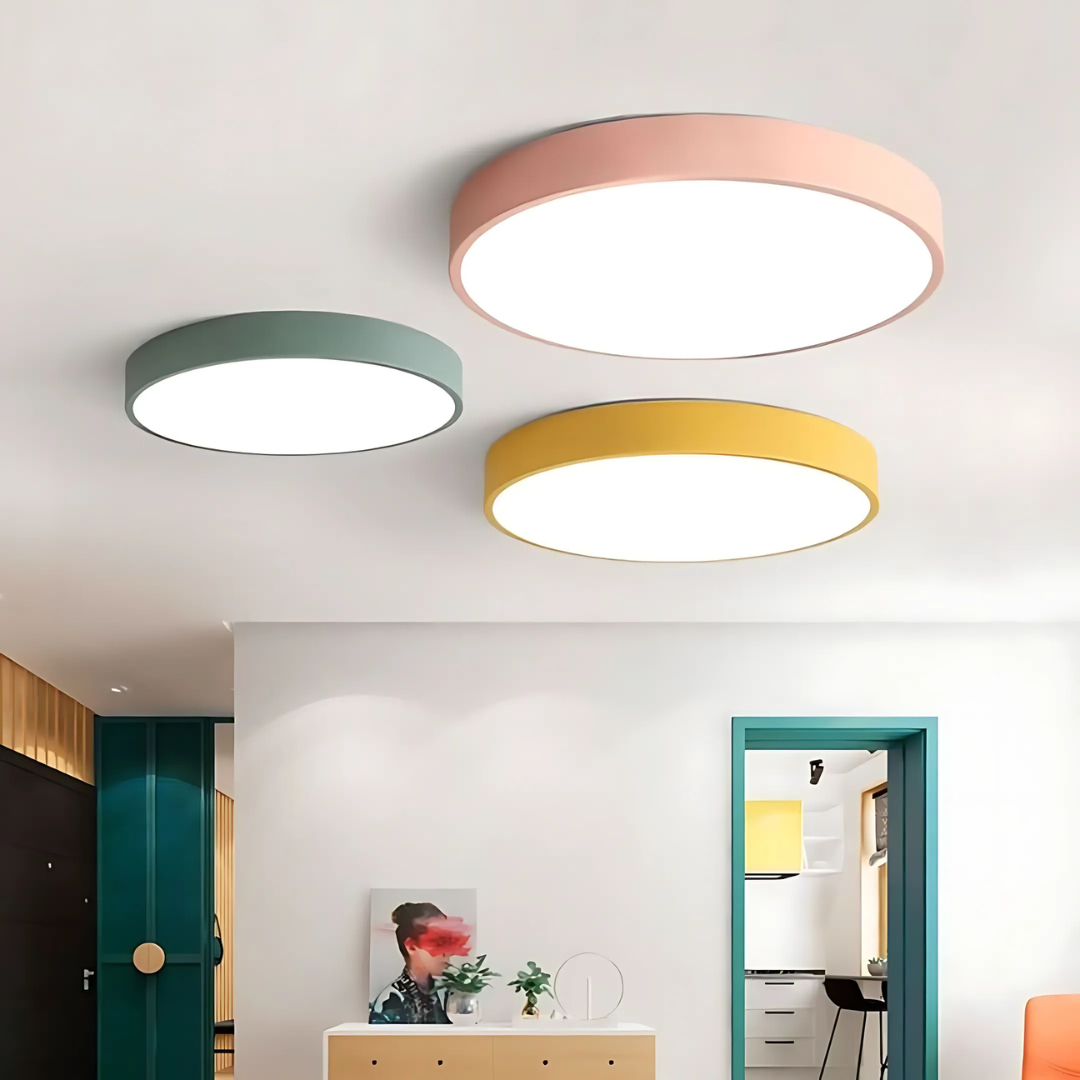 Delos Scandi-loftlampe i træ | Naturlig LED-designlampe