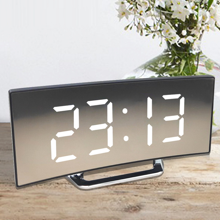 Digitalt vækkeur | Buet LED-spejldisplay | Automatisk justering af lysstyrke