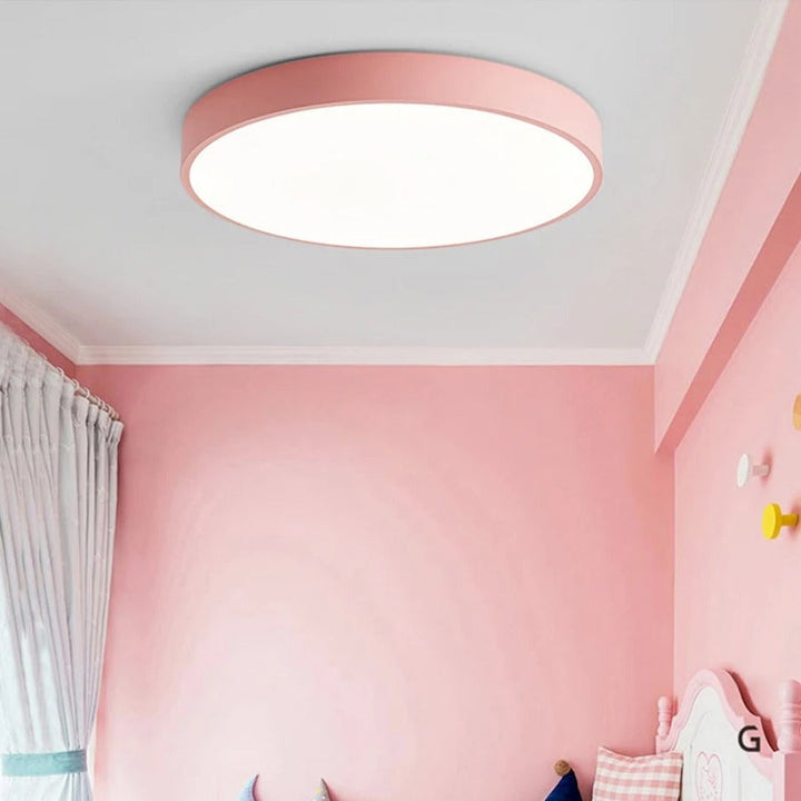 Rund Nordic Macaron-loftlampe i træ