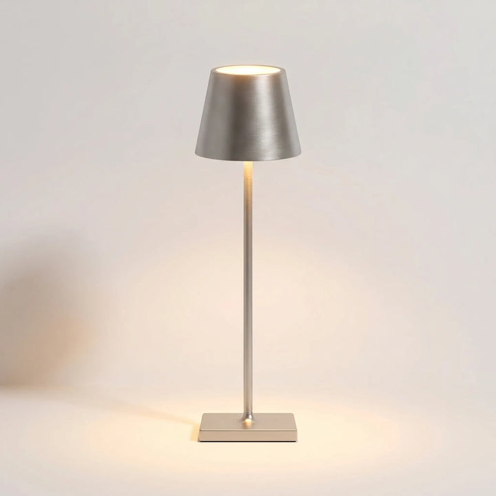 Høj trådløs bordlampe – Tavolux