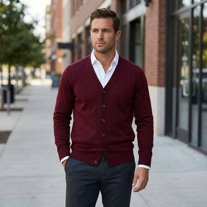 Strikket cardigan med formet V-hals - Gino