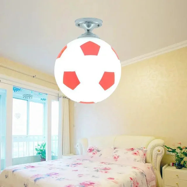 Fodboldtema loftlampe – GoalBright