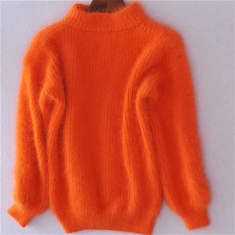Afslappet strikket damesweater i angora – Livia