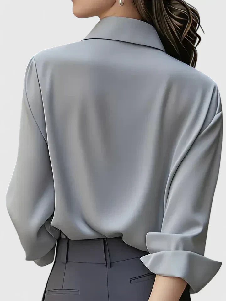 Langærmet satinbluse til damer – elegant kontorbluse