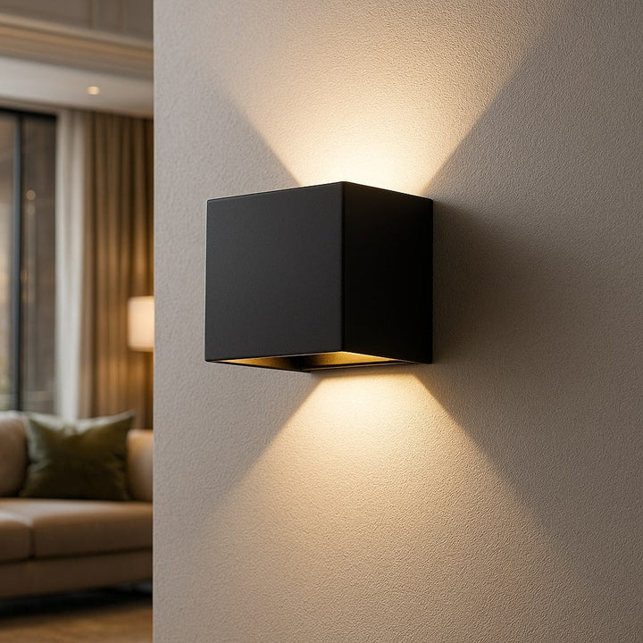 Trådløs Væglampe til Indendørs og Udendørs Brug | LED-lampe med Batteri og Sensor | GlowCube