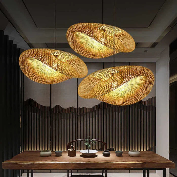 Håndflettet bambuslampe i boho-stil