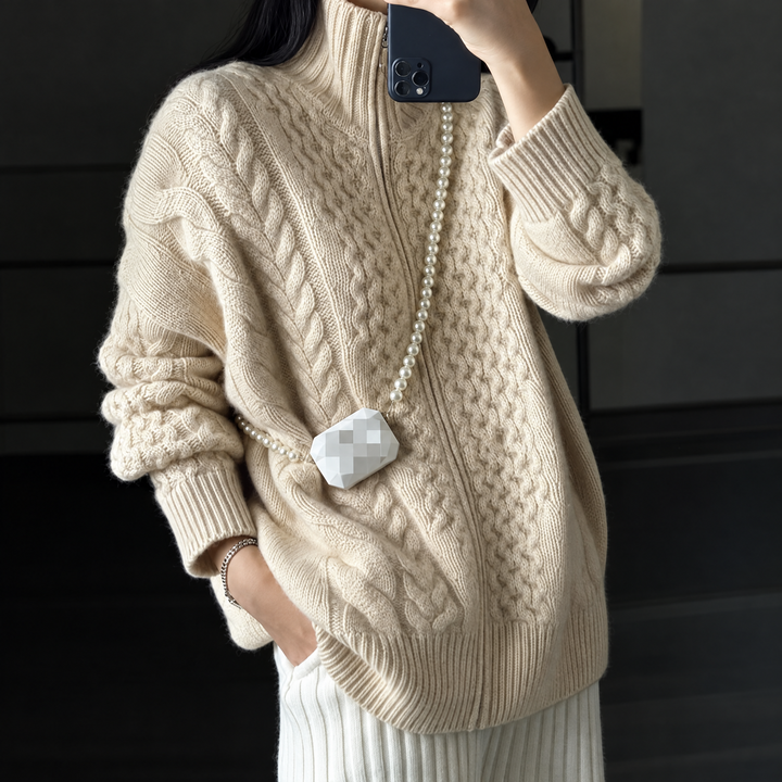 Cashmere cardigan med høj halsudskæring