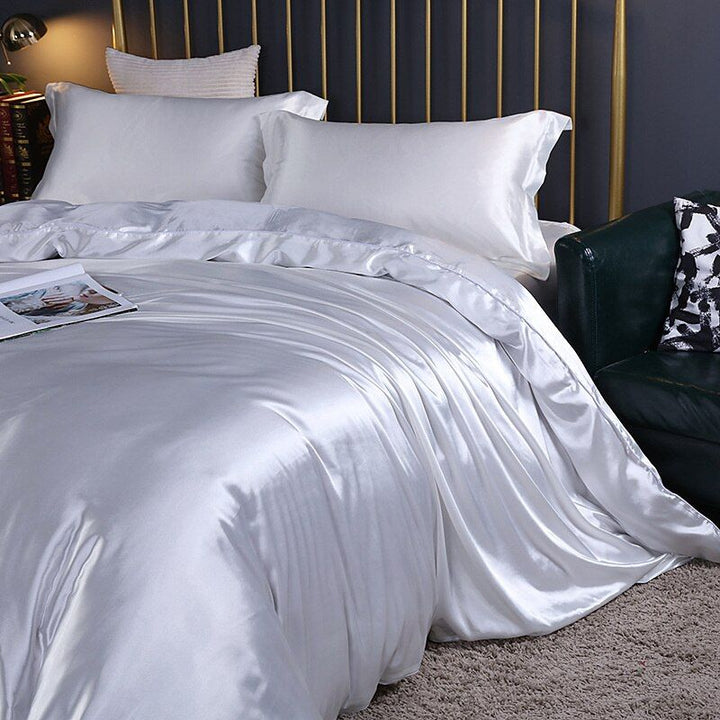 Luksuriøst sengetøjssæt i silke/satin (4 dele) - SilkSleep