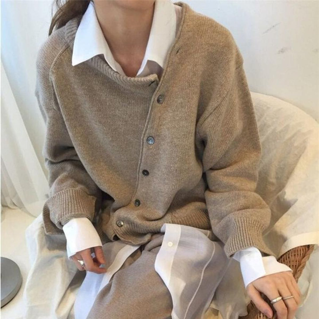 Soft Wrap Cardigan – Cozy Elegance for Every Outfit