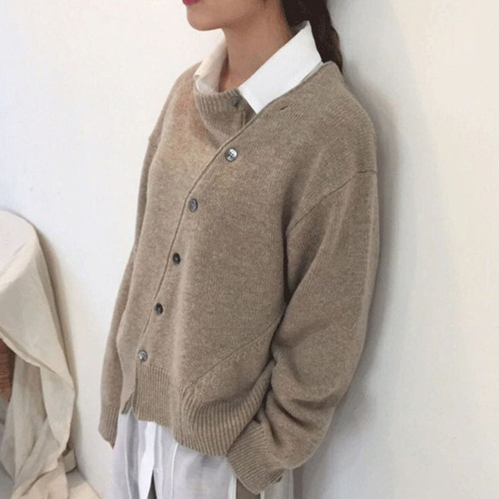 Soft Wrap Cardigan – Cozy Elegance for Every Outfit