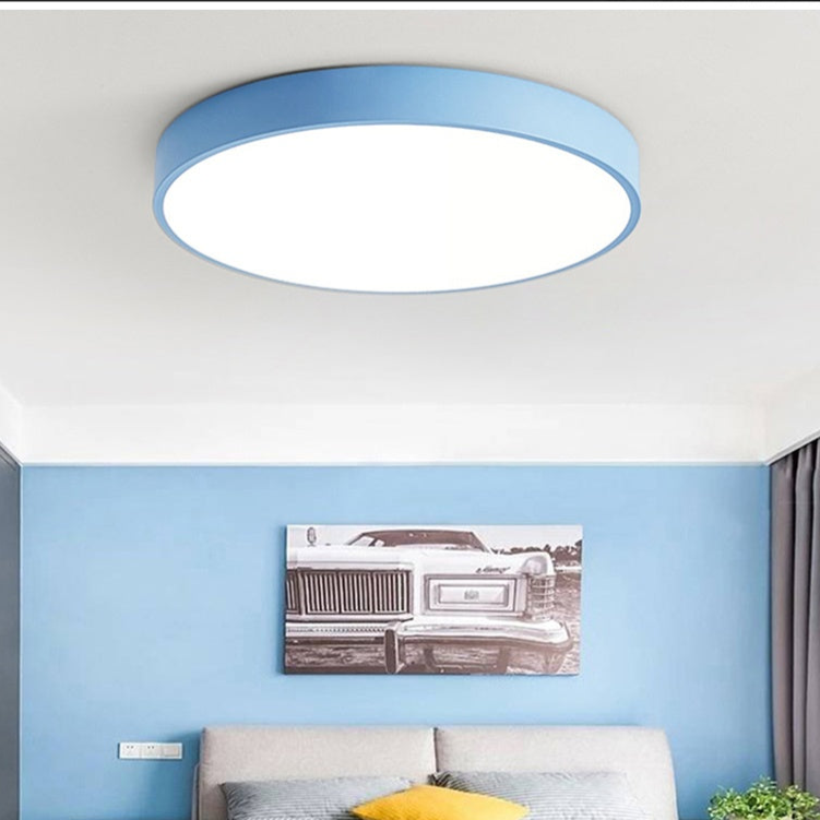Slank rund loftlampe, moderne minimalistisk skær til hjemmet